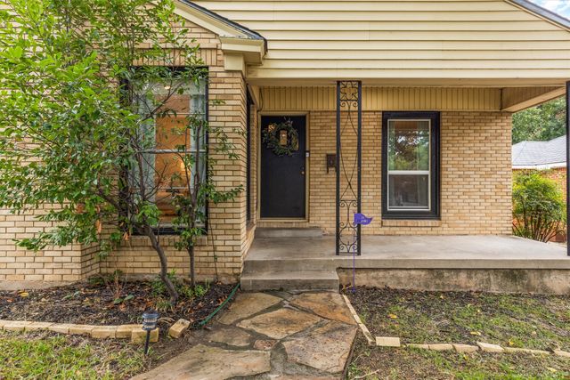 3417 Westcliff Road S, Fort Worth, TX 76109