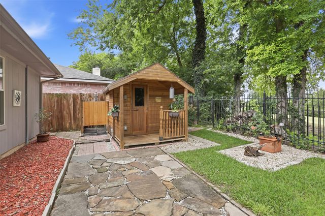 3209 Kingsbury Drive, Mckinney, TX 75069