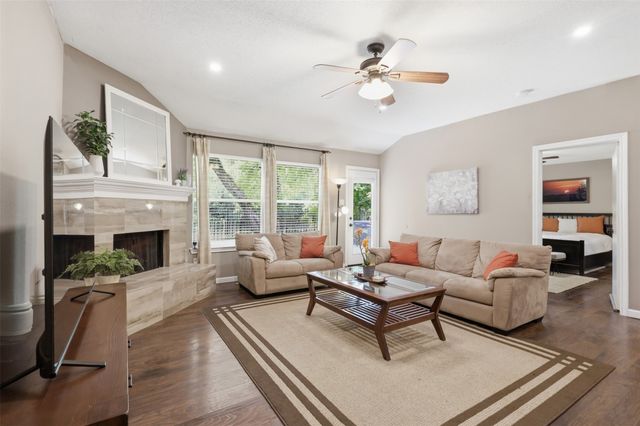 3209 Kingsbury Drive, Mckinney, TX 75069
