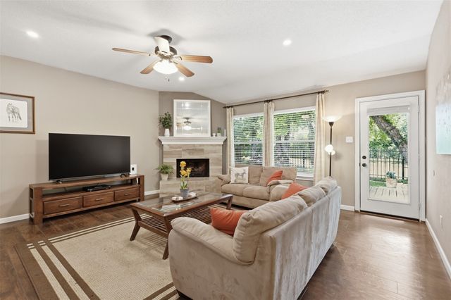 3209 Kingsbury Drive, Mckinney, TX 75069