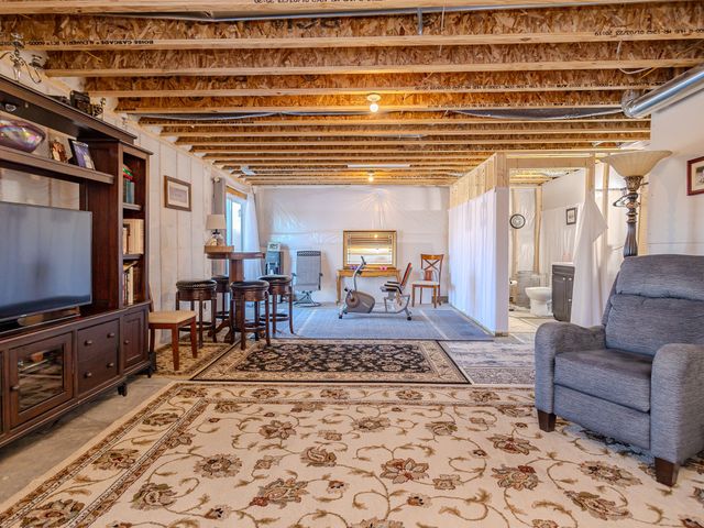 2103 26th Avenue SW, Altoona, IA 50009