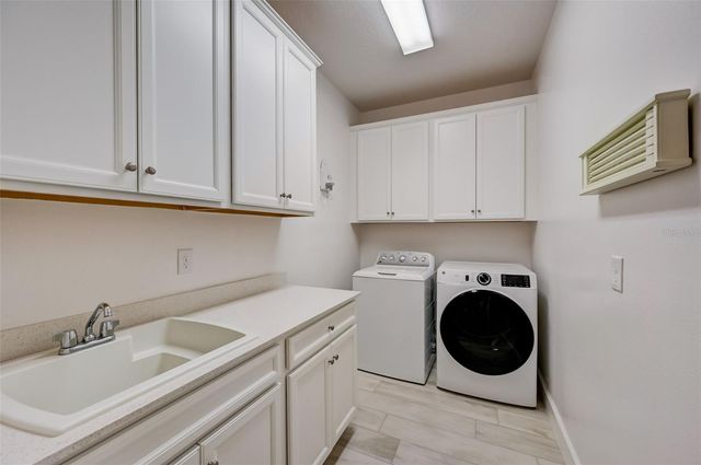 5413 WISHING ARCH DRIVE, Apollo Beach, FL 33572