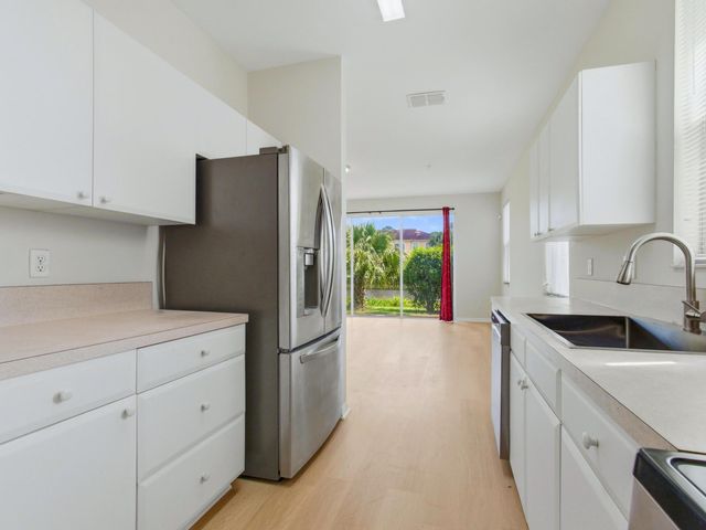 978 Pipers Cay Drive, West Palm Beach, FL 33415