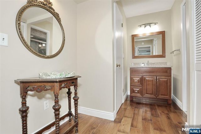 521 Piermont Avenue 306A, River Vale, NJ 07675