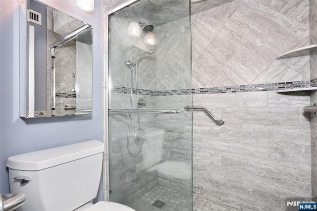 521 Piermont Avenue 306A, River Vale, NJ 07675