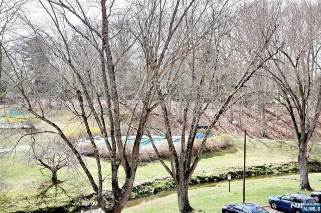 521 Piermont Avenue 306A, River Vale, NJ 07675
