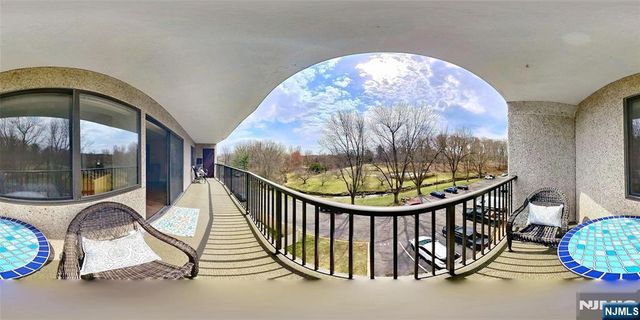 521 Piermont Avenue 306A, River Vale, NJ 07675