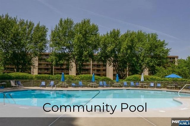 521 Piermont Avenue 306A, River Vale, NJ 07675