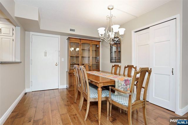 521 Piermont Avenue 306A, River Vale, NJ 07675