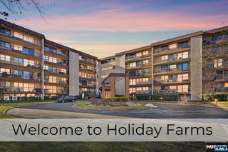 521 Piermont Avenue 306A, River Vale, NJ 07675