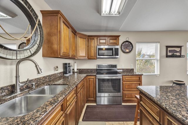 22904 Lunes Street, Galveston, TX 77554