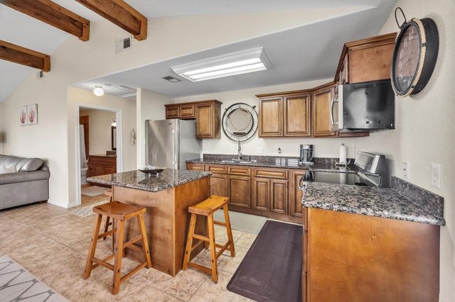 22904 Lunes Street, Galveston, TX 77554