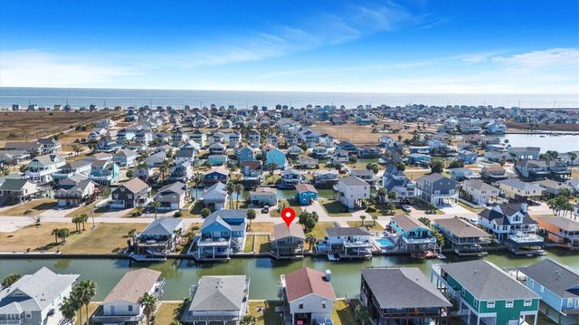 22904 Lunes Street, Galveston, TX 77554