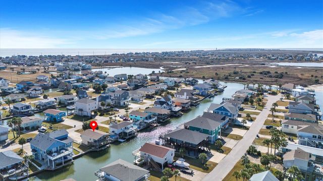 22904 Lunes Street, Galveston, TX 77554