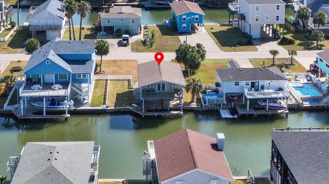 22904 Lunes Street, Galveston, TX 77554