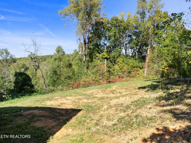 111 Grey Dove Lane, Powell, TN 37849