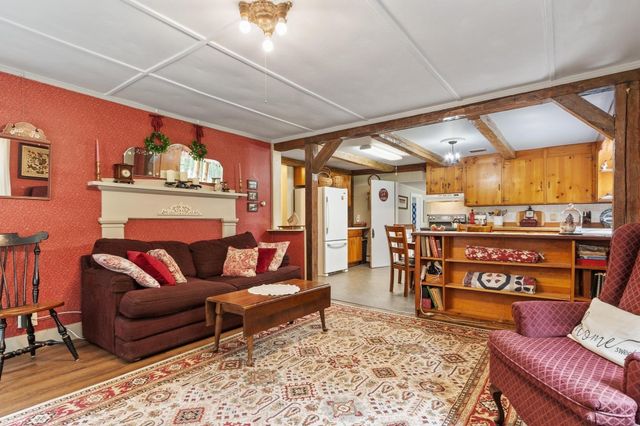 130 Creamery Hill Rd, Orange, MA 01364