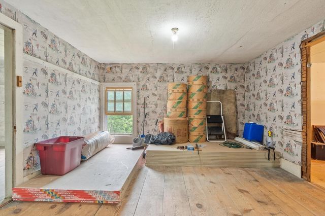 130 Creamery Hill Rd, Orange, MA 01364