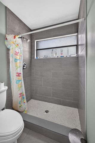 110 SHERWOOD Circle 4C, Jupiter, FL 33458