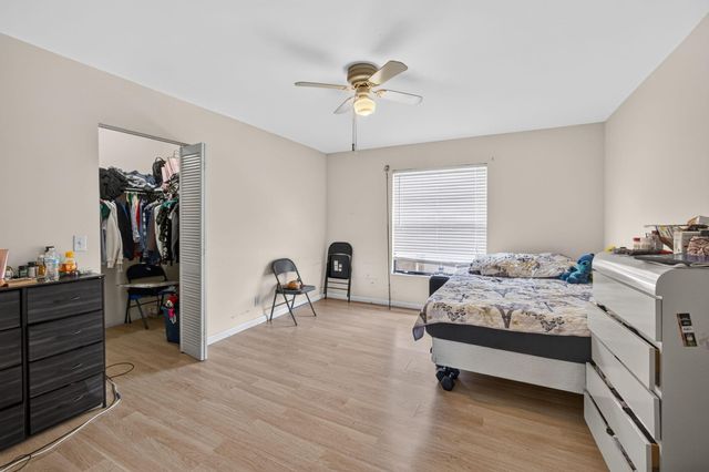 110 SHERWOOD Circle 4C, Jupiter, FL 33458