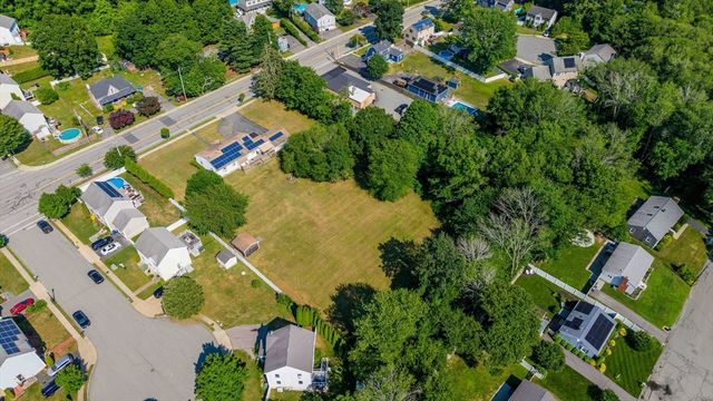 3979 Acushnet Ave, New Bedford, MA 02745