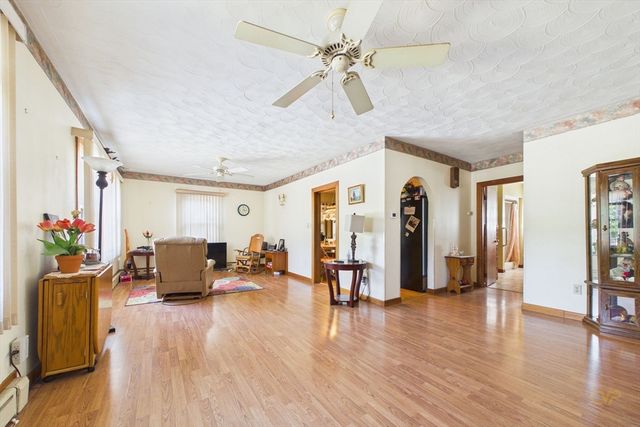 3979 Acushnet Ave, New Bedford, MA 02745