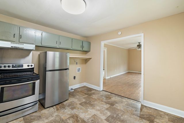 303 Cave Street, Rossville, GA 30741