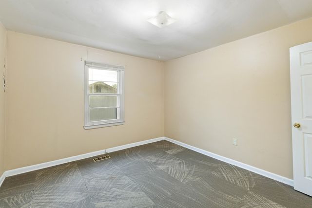 303 Cave Street, Rossville, GA 30741