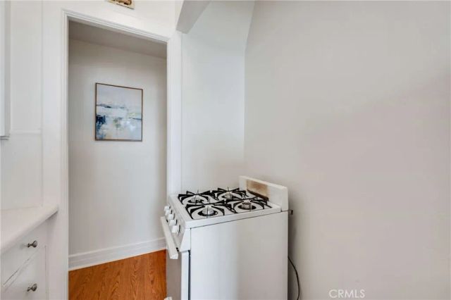 315 W 3rd 1011, Long Beach, CA 90802