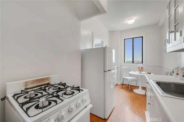315 W 3rd 1011, Long Beach, CA 90802