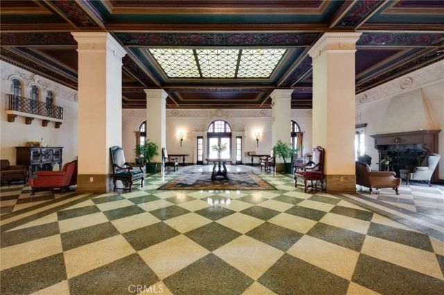315 W 3rd 1011, Long Beach, CA 90802