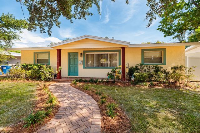 230 43RD AVENUE NE, St Petersburg, FL 33703