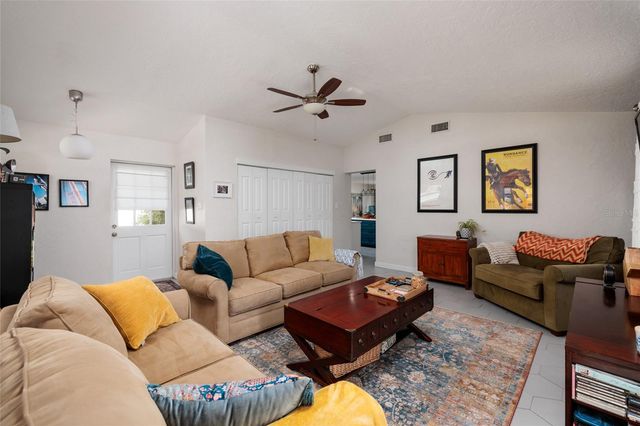 230 43RD AVENUE NE, St Petersburg, FL 33703