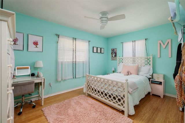 230 43RD AVENUE NE, St Petersburg, FL 33703