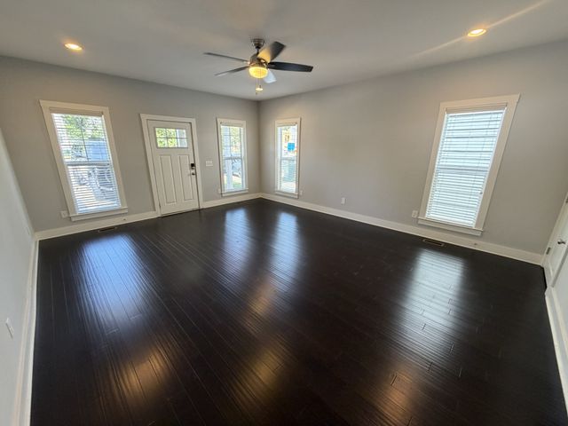 1008B Dozier Pl, Nashville, TN 37216