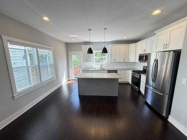 1008B Dozier Pl, Nashville, TN 37216