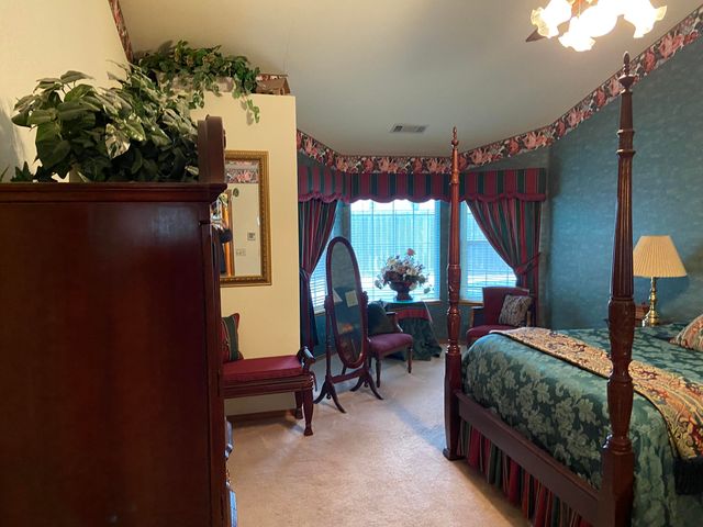 415 Colby Place, Porterville, CA 93257