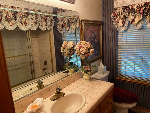 415 Colby Place, Porterville, CA 93257