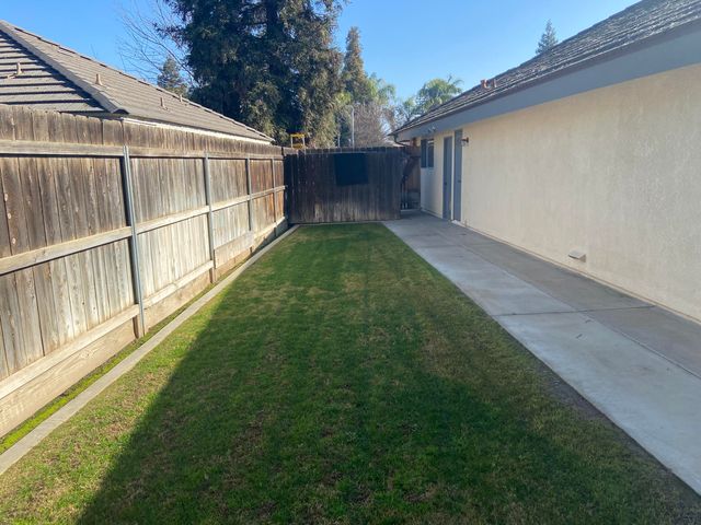 415 Colby Place, Porterville, CA 93257