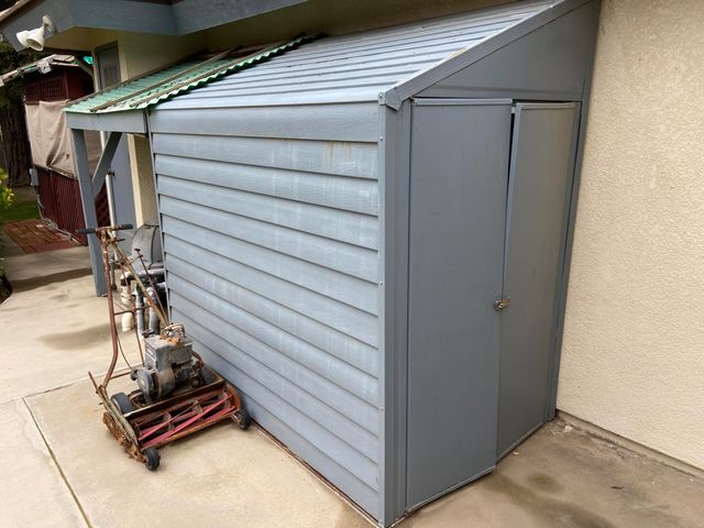 415 Colby Place, Porterville, CA 93257