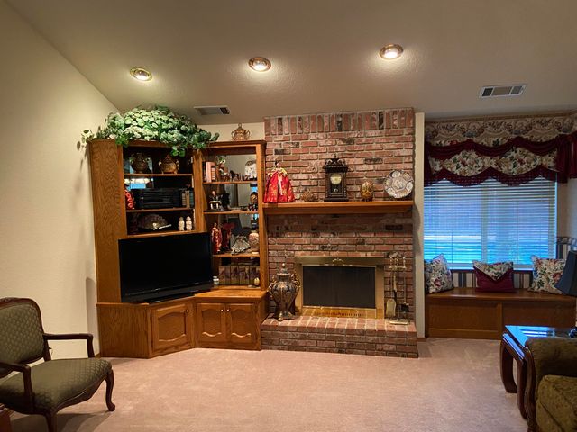 415 Colby Place, Porterville, CA 93257