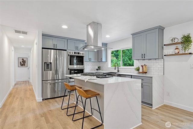12603 Military Road E, Puyallup, WA 98374