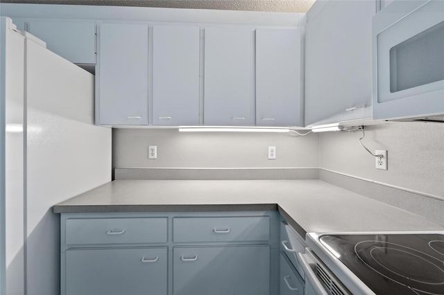 5644 29TH STREET CIRCLE E, Bradenton, FL 34203