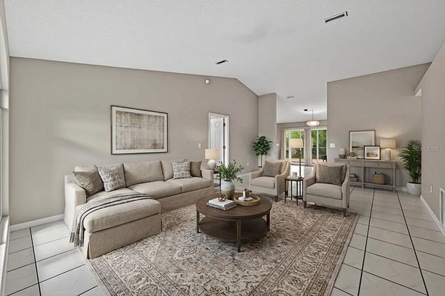 5644 29TH STREET CIRCLE E, Bradenton, FL 34203