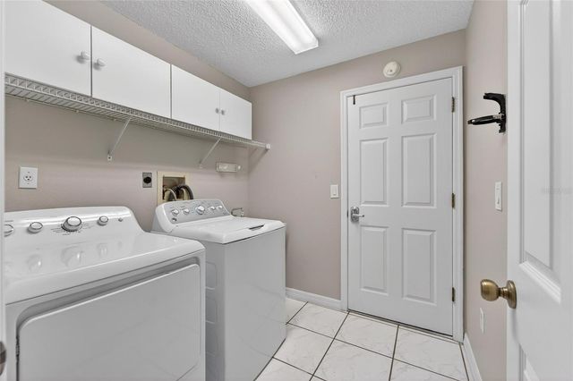 5644 29TH STREET CIRCLE E, Bradenton, FL 34203