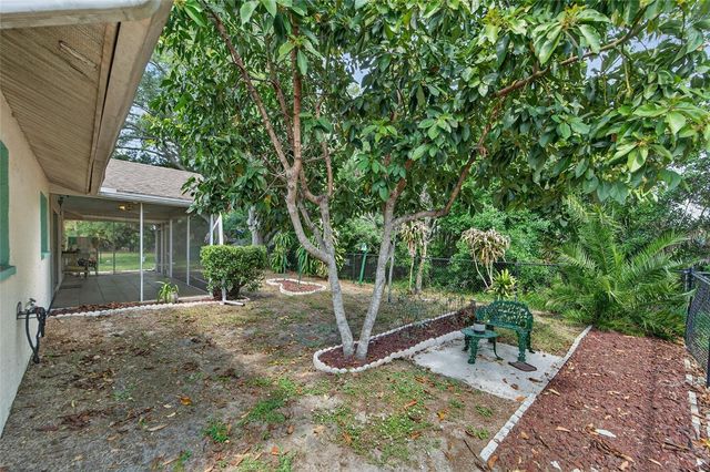 5644 29TH STREET CIRCLE E, Bradenton, FL 34203