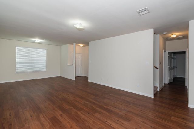 16 Leisure Shore Court, Manvel, TX 77578
