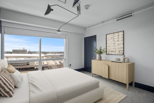 25 Channel Center PH108, Boston, MA 02210