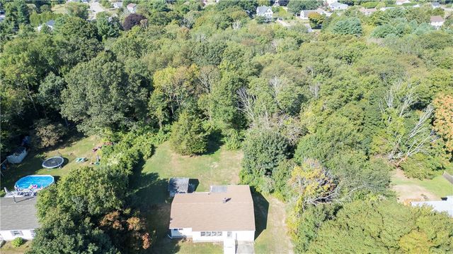 21 Nichols Lane, Westerly, RI 02891