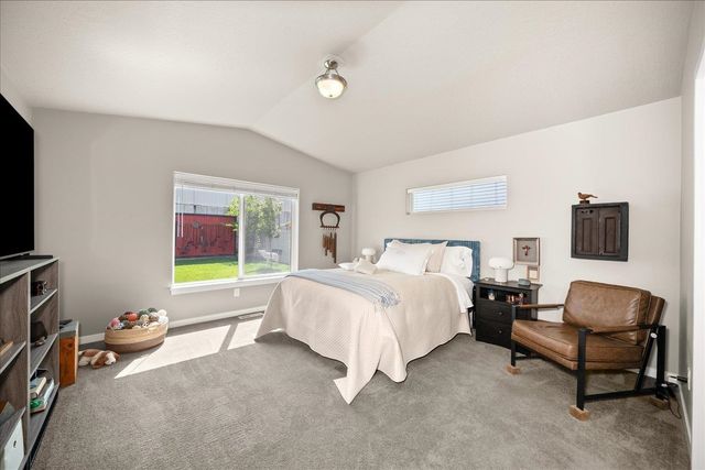 6907 S Pheasant Ridge Dr, Spokane, WA 99224